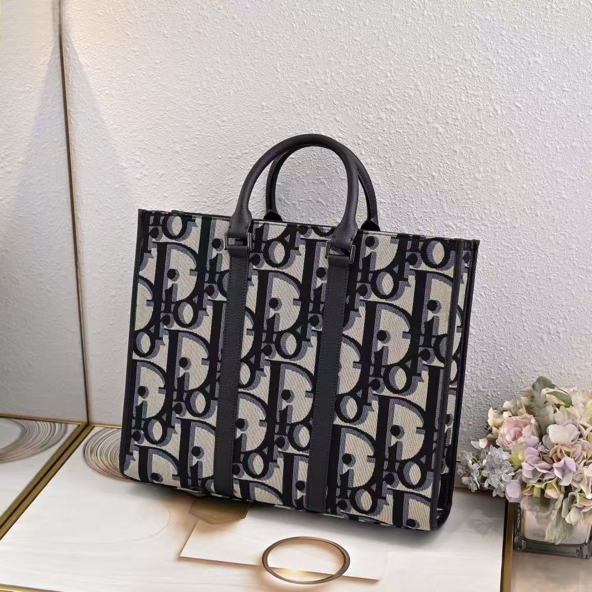 East-West Tote Bag Beige and Maxi DR Oblique Jacquard