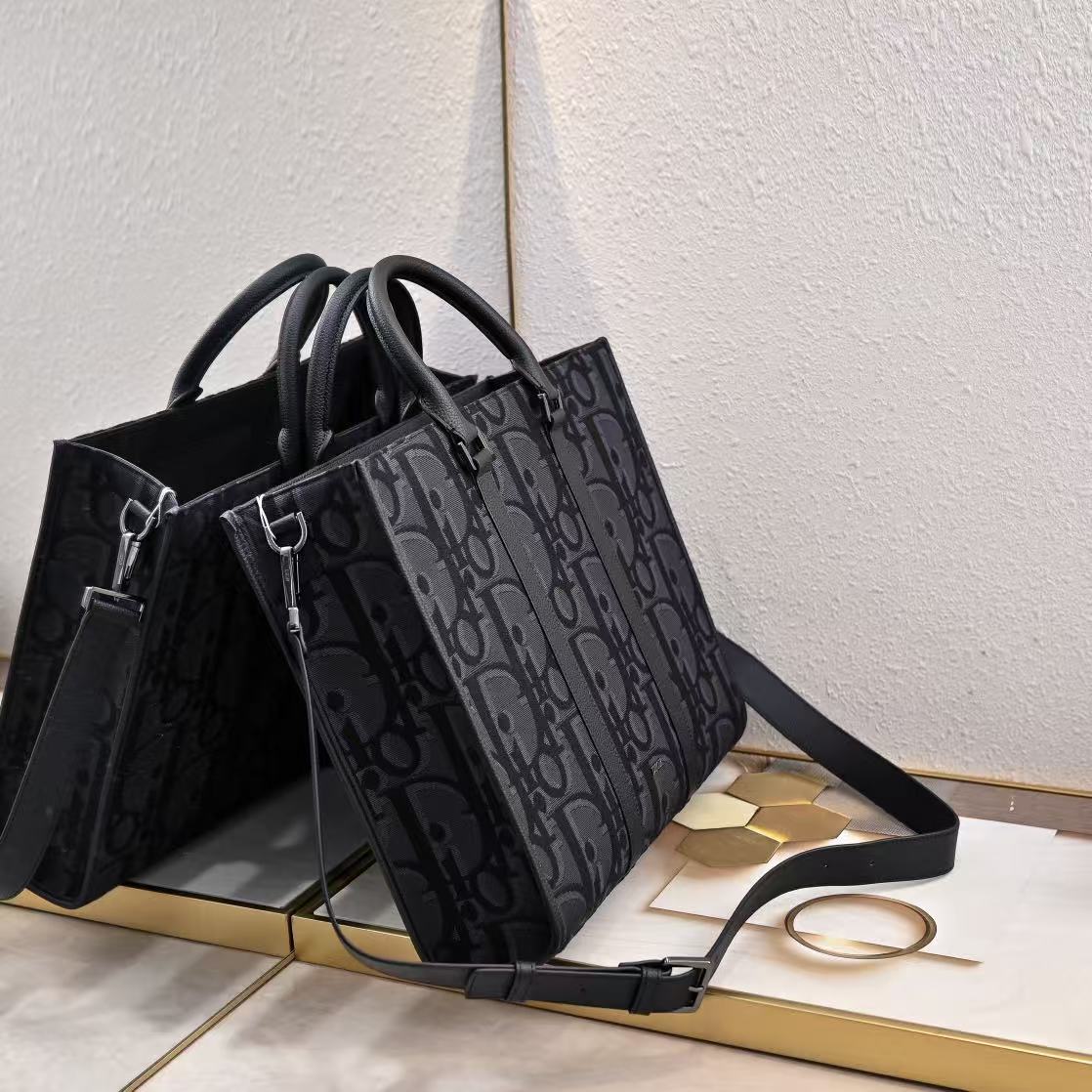 East-West Tote Bag Beige and Maxi DR Oblique Jacquard