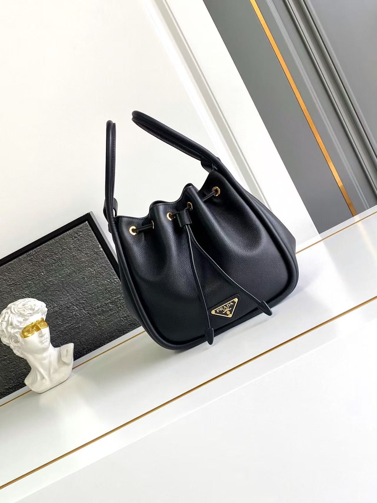 Darling Leather Mini Bucket Bag 1BE087