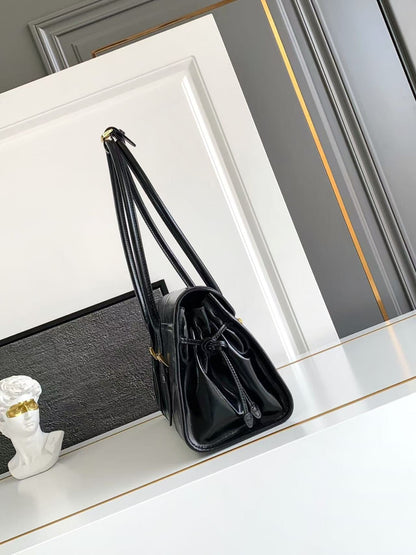 Medium Leather Shoulder Bag 1BD376