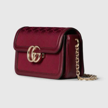GG Marmont Medium Shoulder Bag