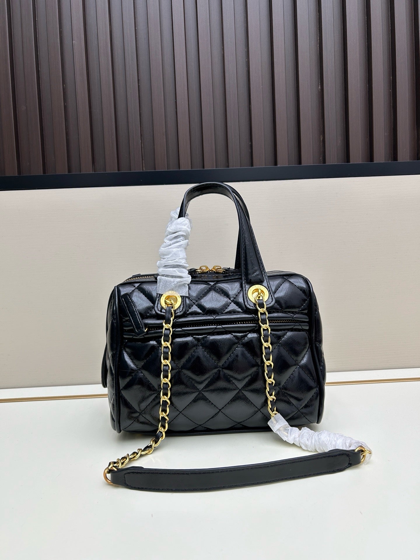Bowling Bag Shiny Aged Calfskin & Gold-Tone Metal Black AS5242