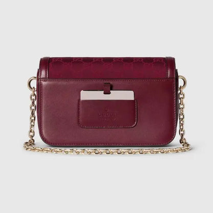 GG Marmont Medium Shoulder Bag