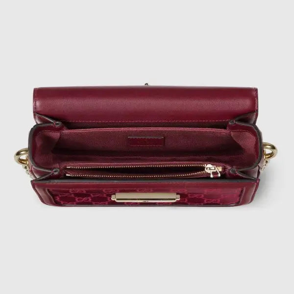 GG Marmont Medium Shoulder Bag