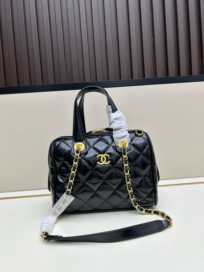 Bowling Bag Shiny Aged Calfskin & Gold-Tone Metal Black AS5242