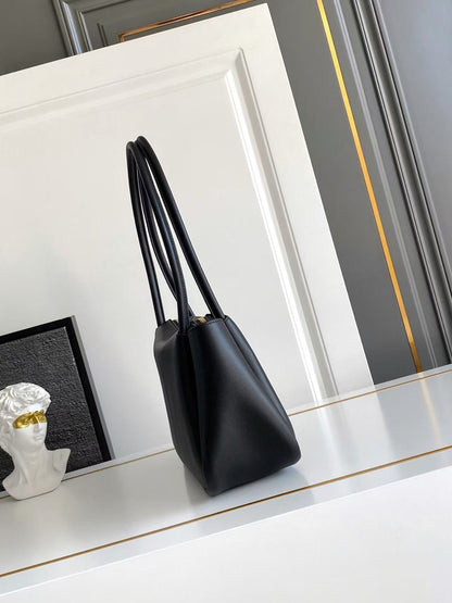 Darling medium leather shoulder bag 1BA444