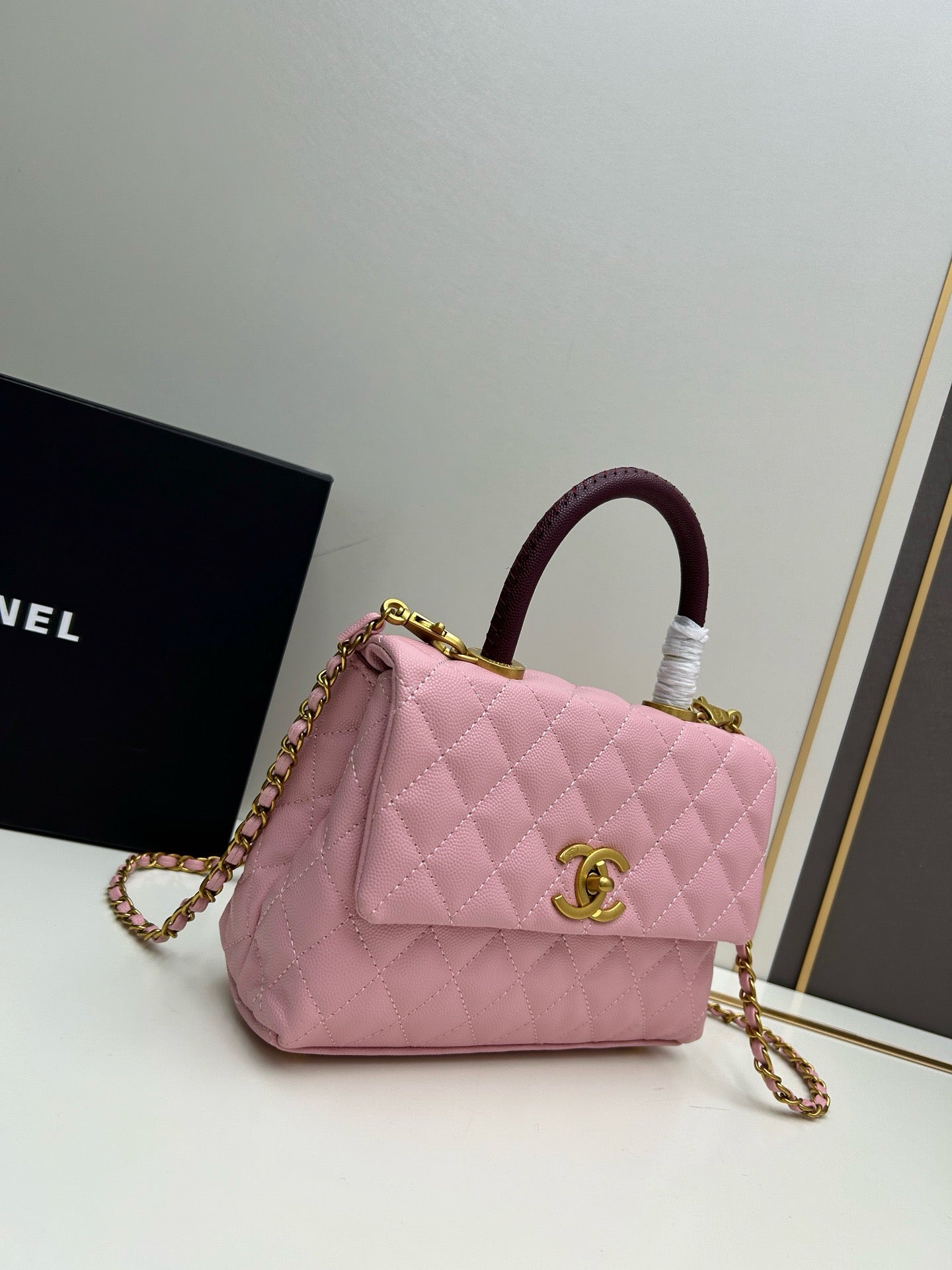 Caviar Quilted Mini Coco Handle Flap Bag Pink & Burgundy A92990