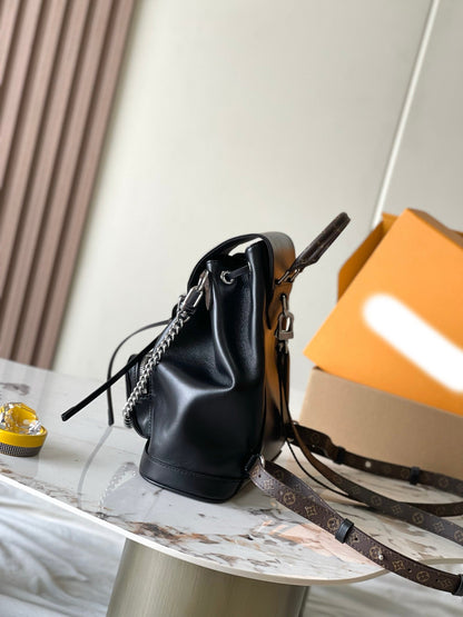 Montsouris Vibe PM Backpacks M12587