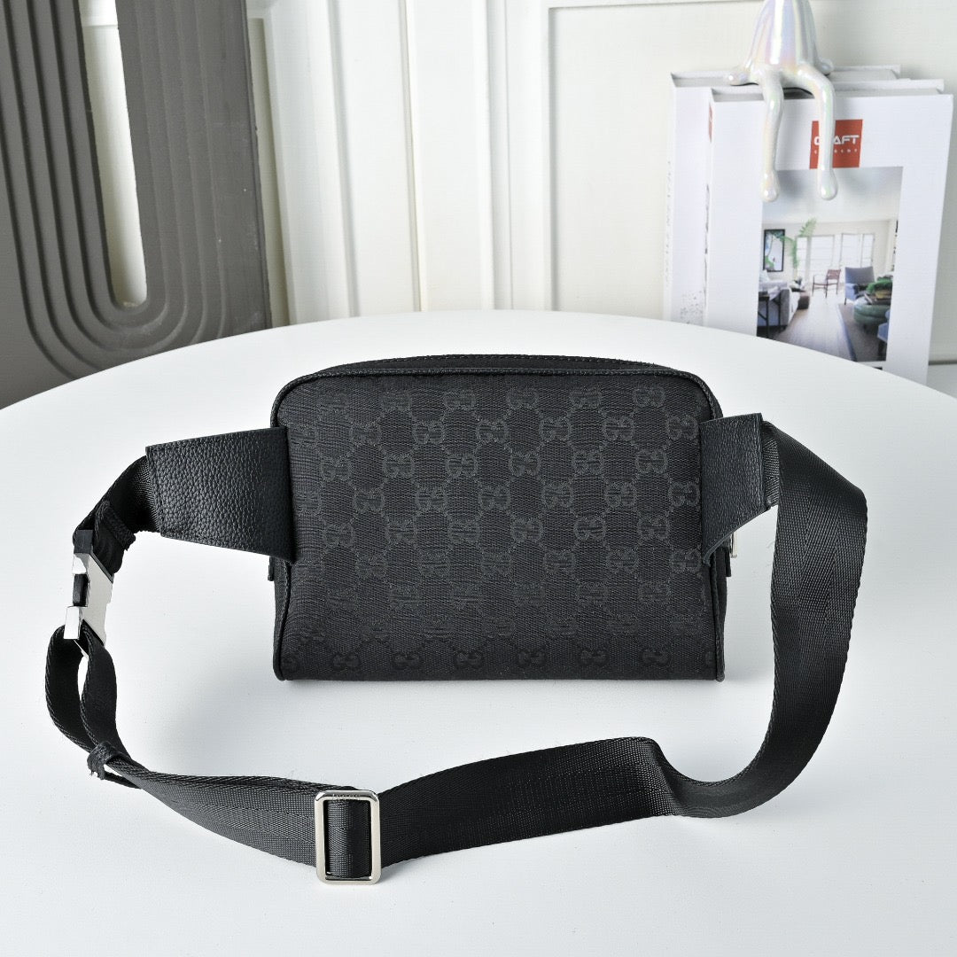 GG Supreme Canvas Mini Waist Bag