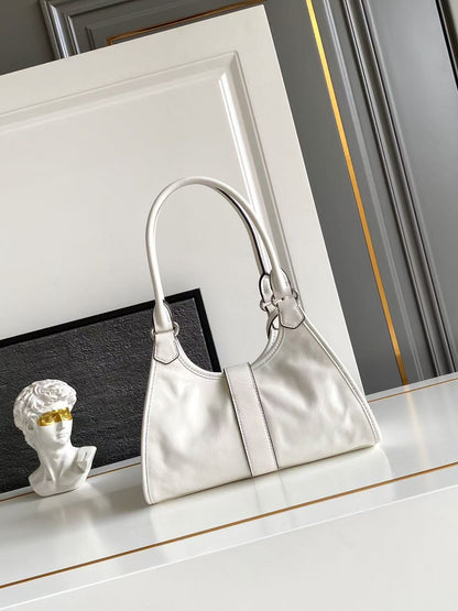 Medium Leather Tote Bag 1BG563