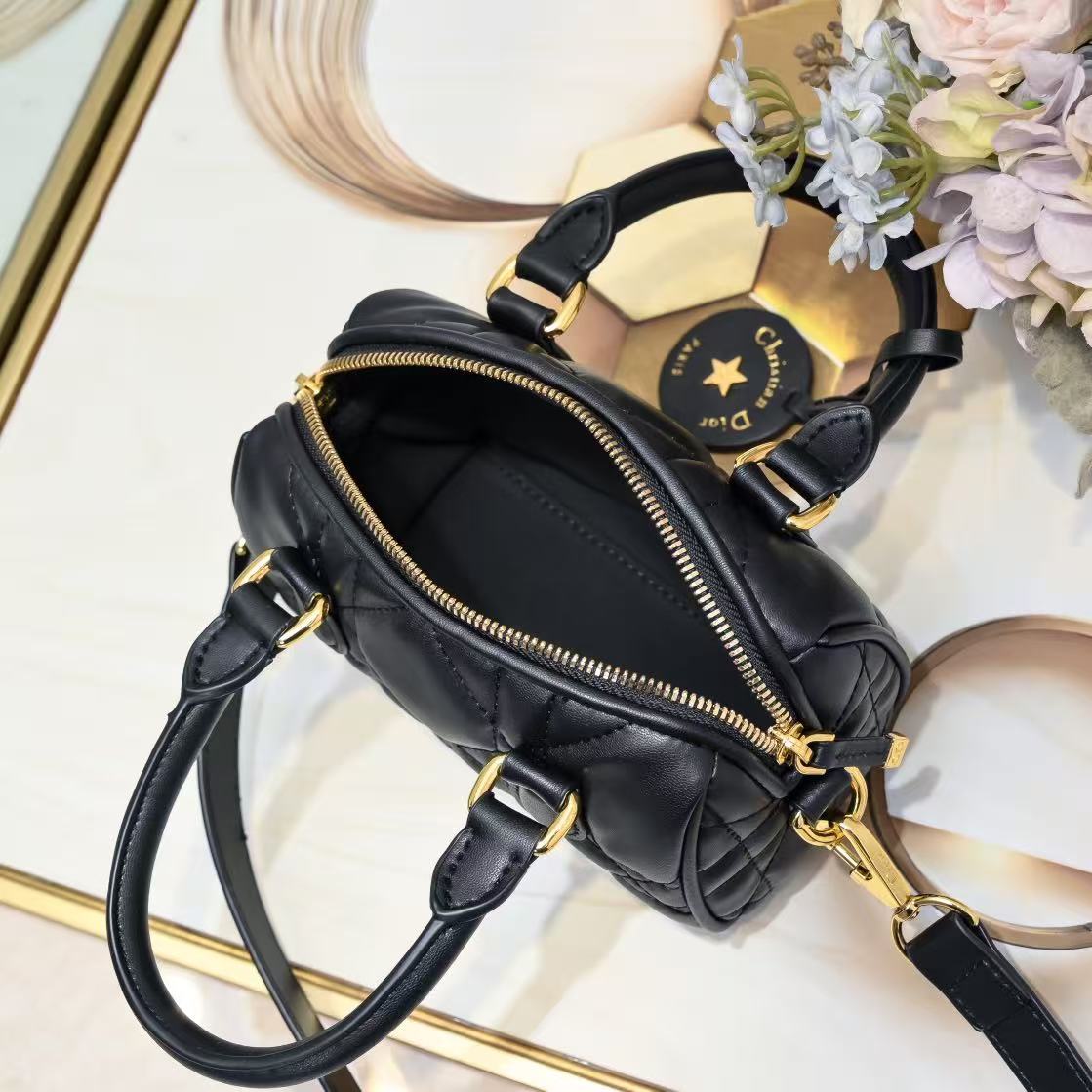 Groove 20 handbag