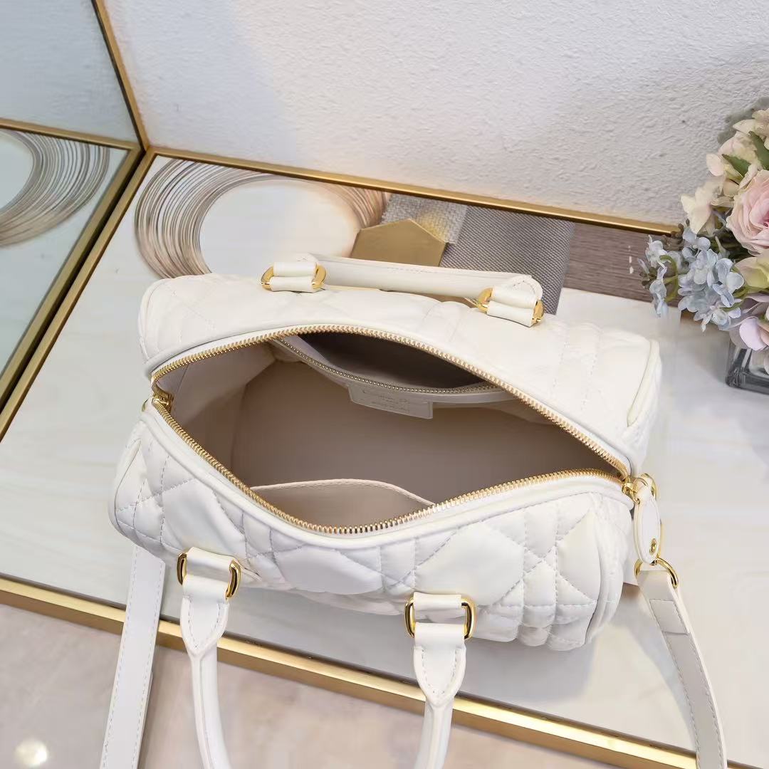 Groove 25 handbag