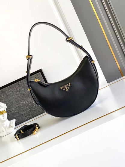 Arqué small leather shoulder bag 1BC194