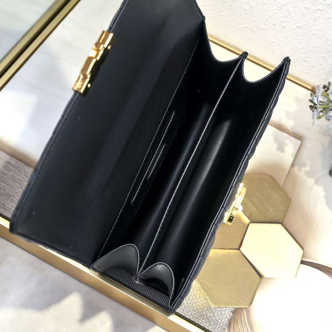 Medium DR Ange Bag Black Macrocannage Lambskin M9402UBAX_M900