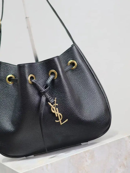 PARIS VI SMALL HOBO BAG IN GRAINED LEATHER