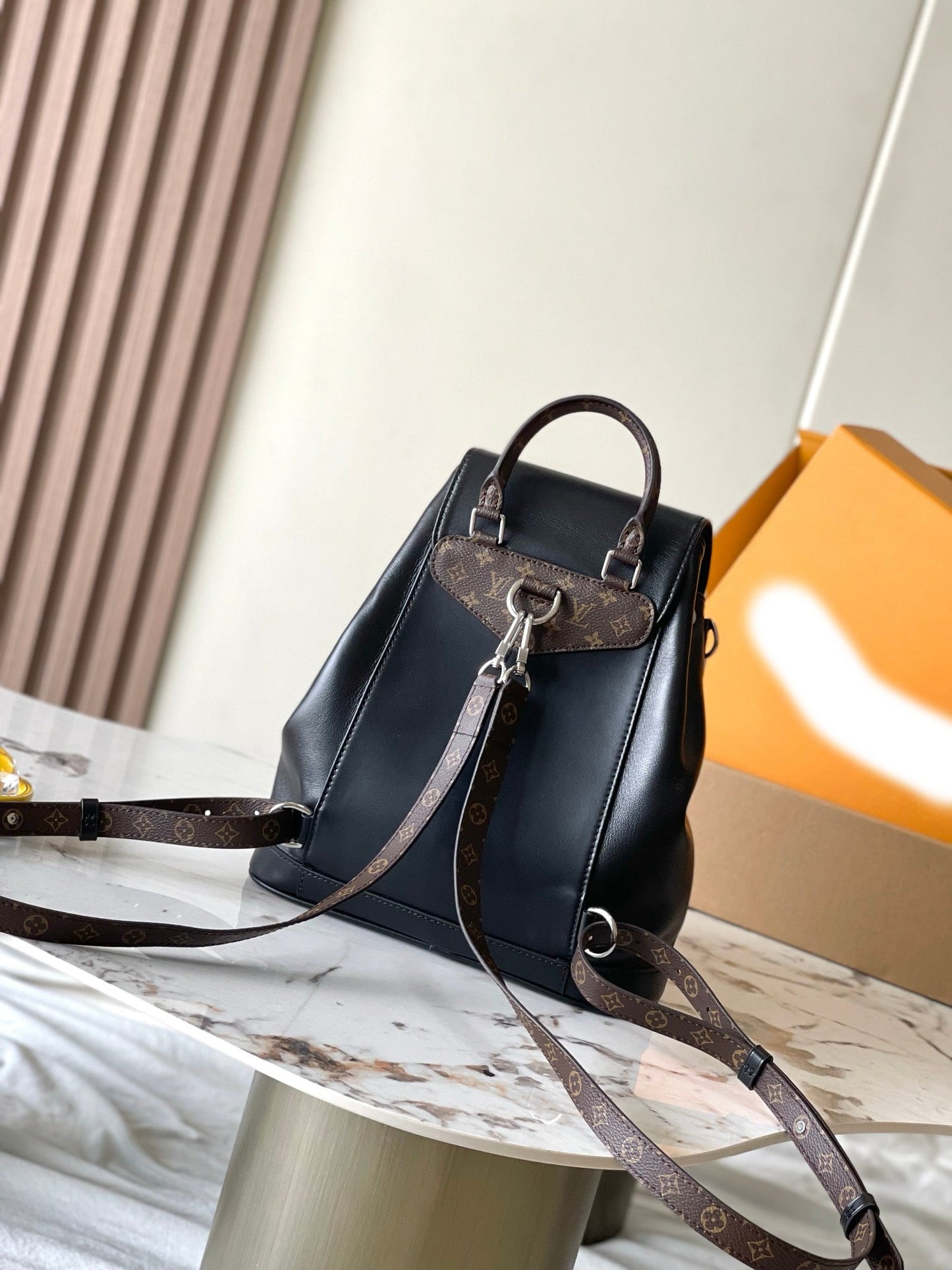 Montsouris Vibe PM Backpacks M12587