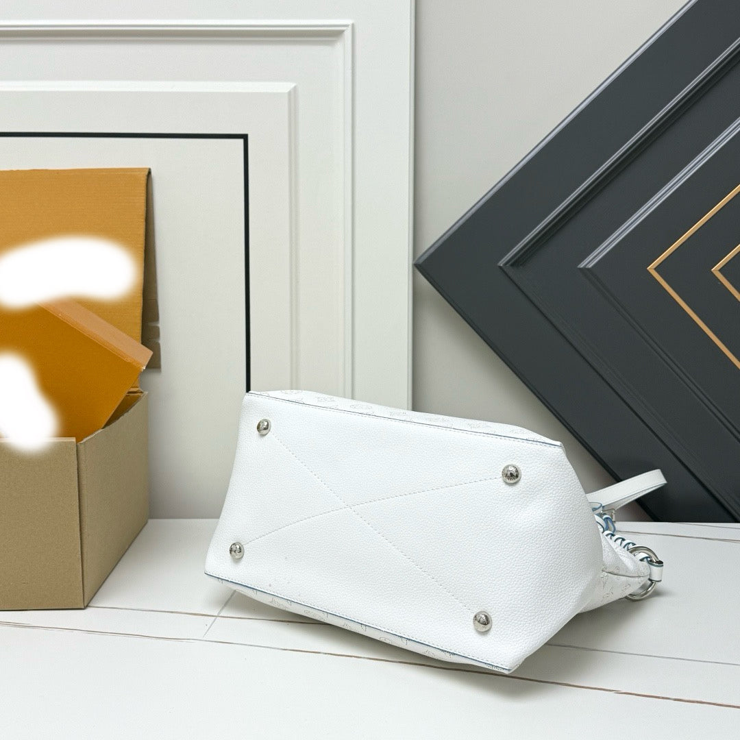 Beaubourg Hobo MM Sotheby's Handbags M56201
