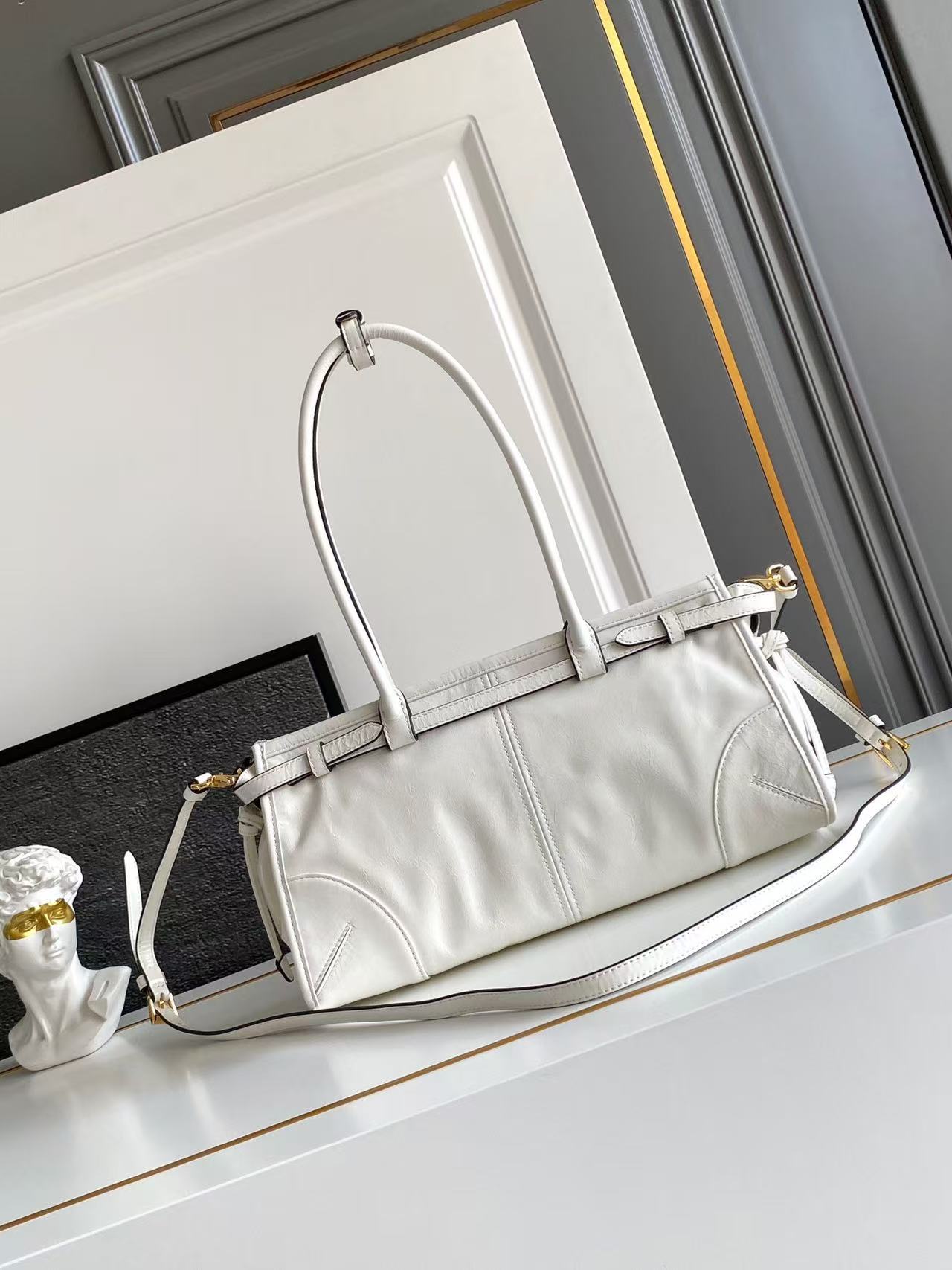 Bonnie leather mini handbag 1BA426