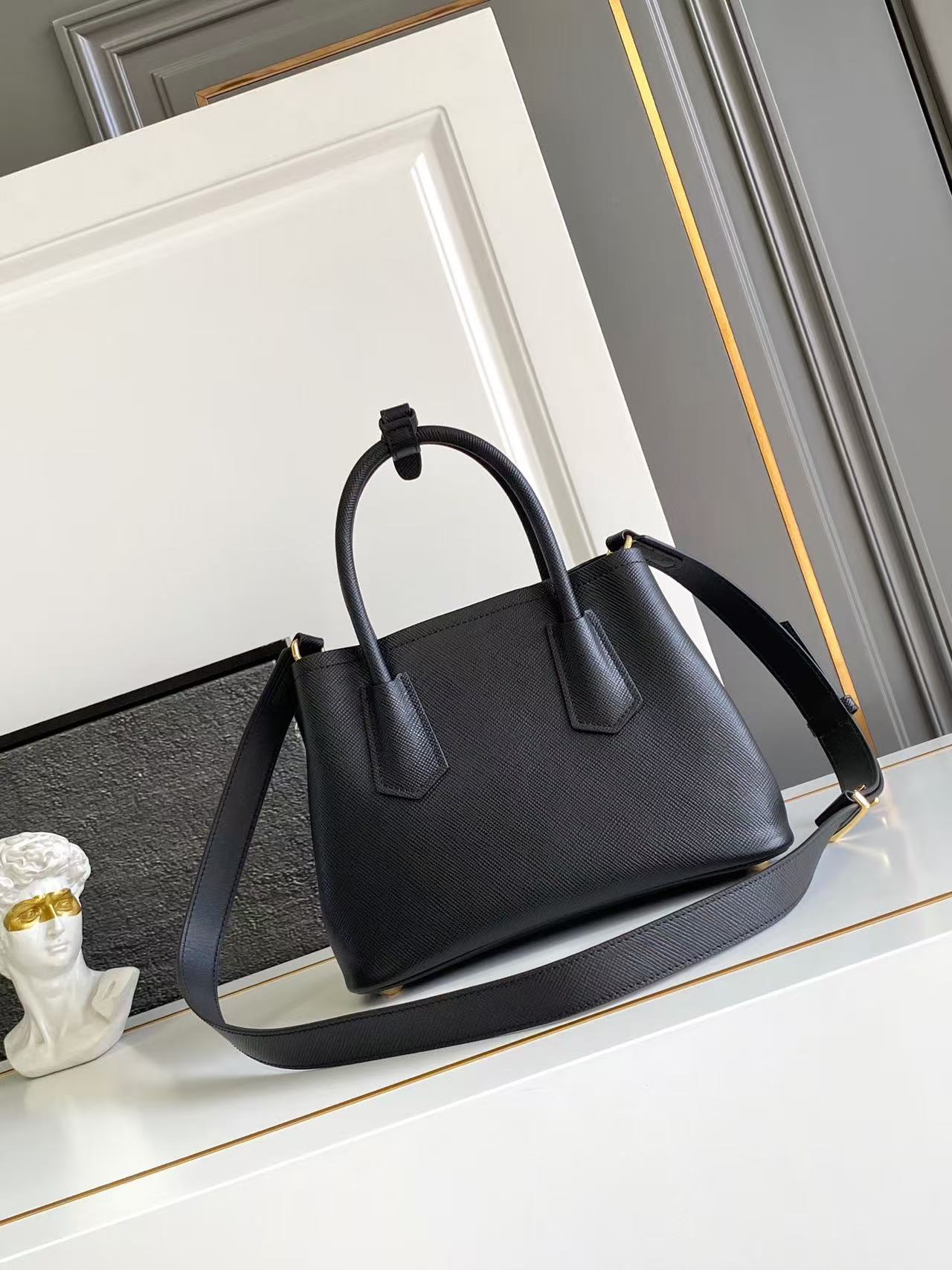 Double small Saffiano leather bag 1BG443