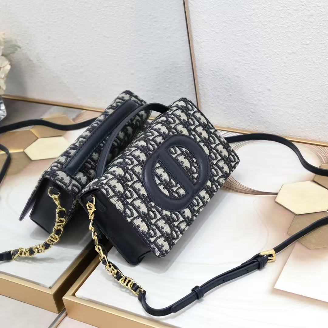 30 Montaigne Avenue Bag Blue DR Oblique Jacquard M9361UTZQ_M928