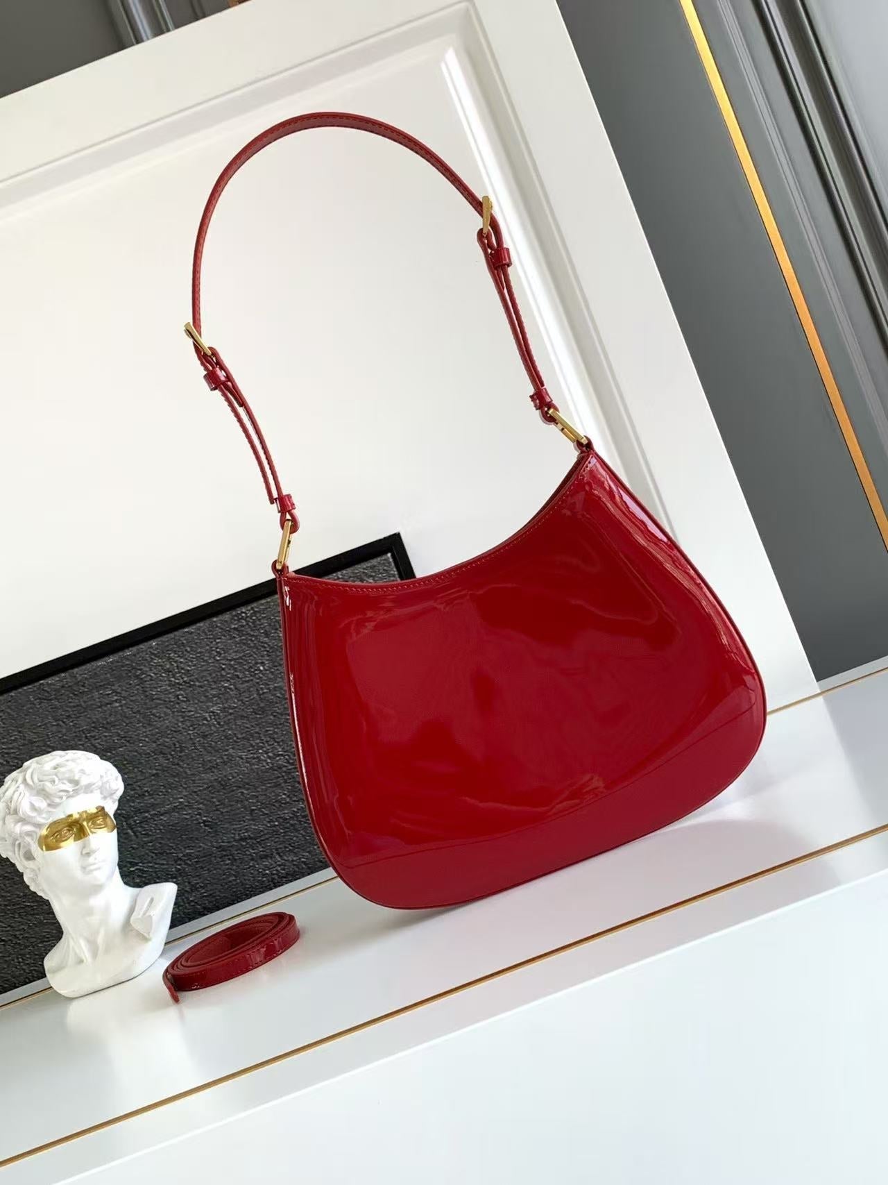 Cleo patent leather bag 1BC169