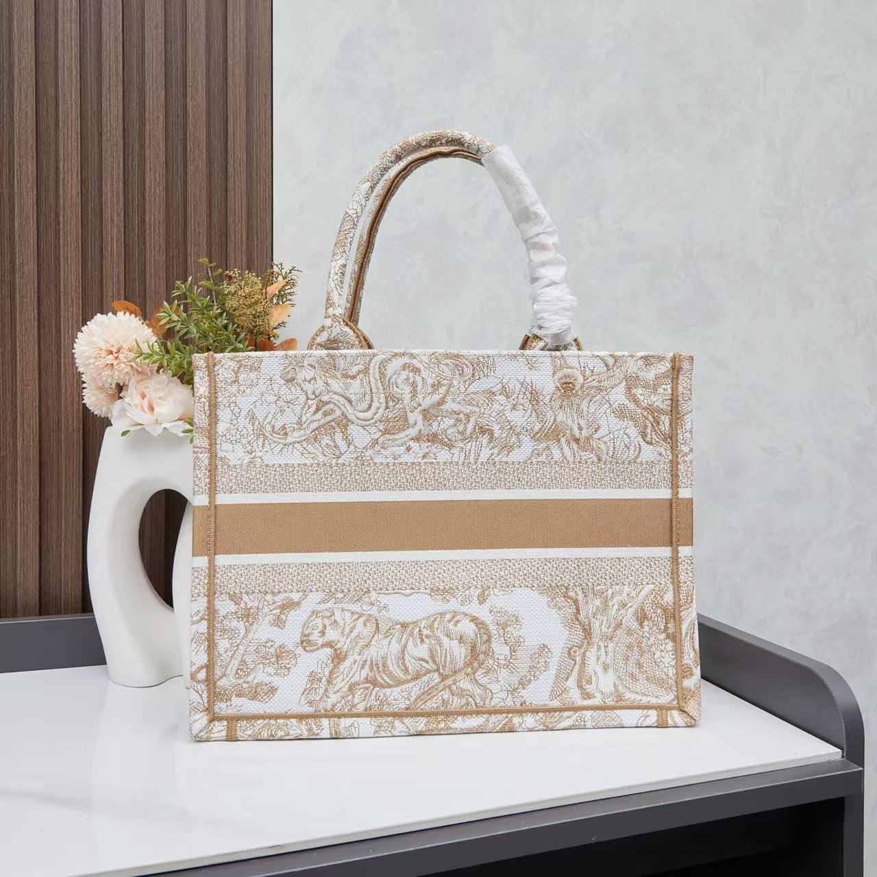 Medium DR Book Tote