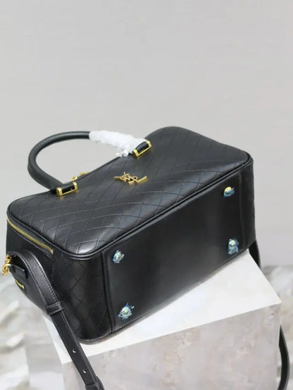 Liya Collection