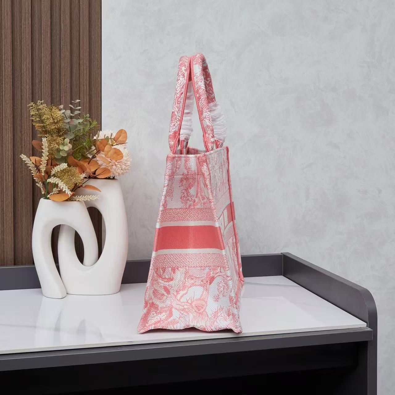 Medium DR Book Tote