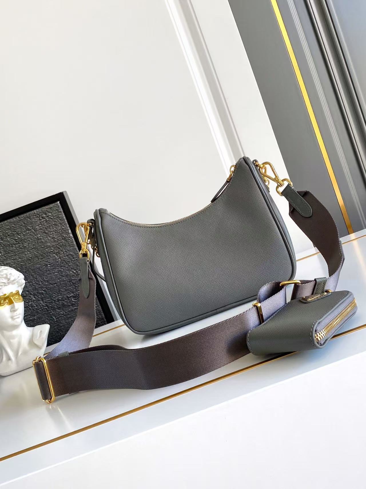 Re-Edition 2005 Saffiano leather bag 1BH204