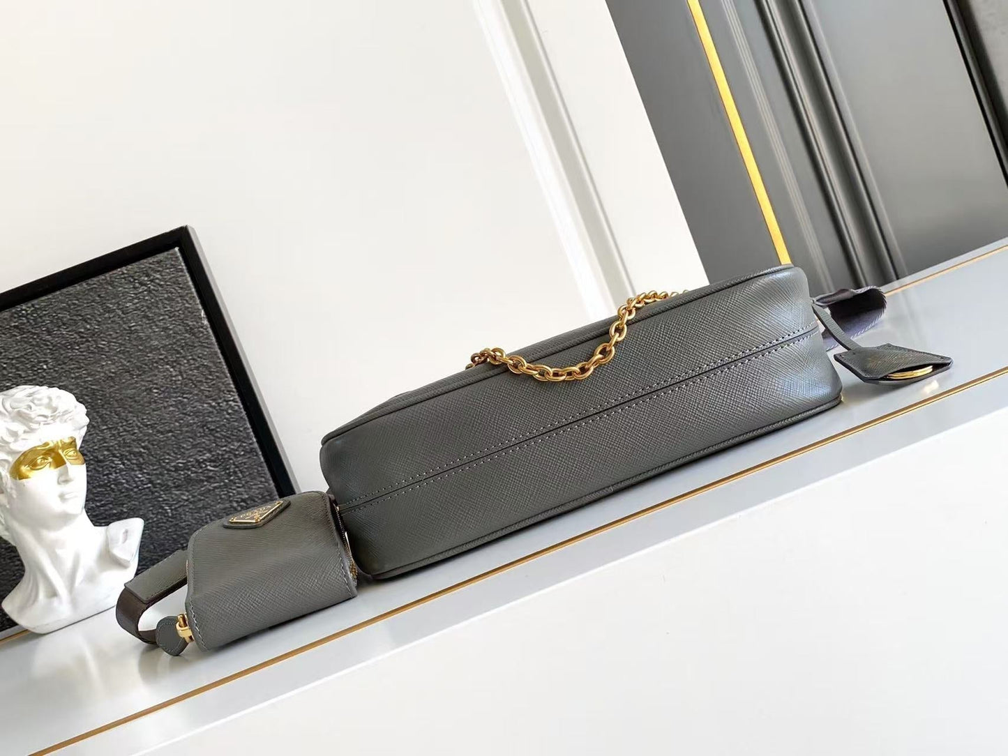 Re-Edition 2005 Saffiano leather bag 1BH204