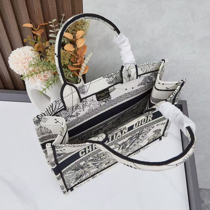 Medium DR Book Tote