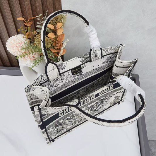 Medium DR Book Tote