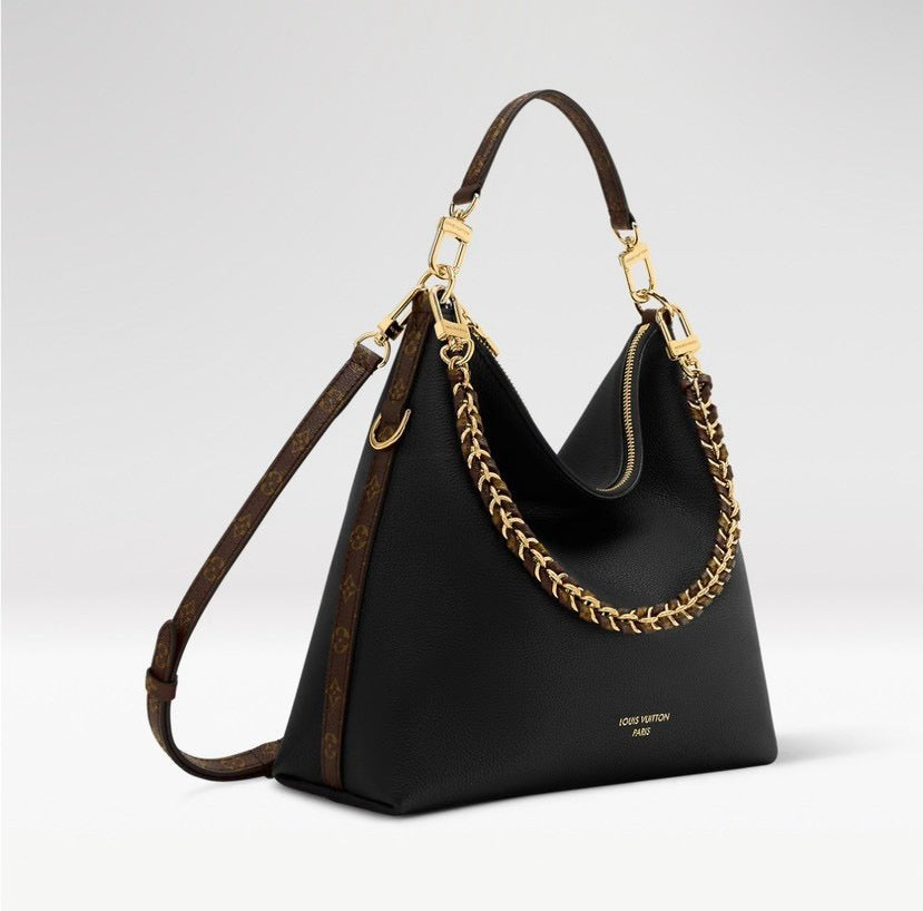 2026 Multipass Handbag in Black Smooth Calfskin M29195