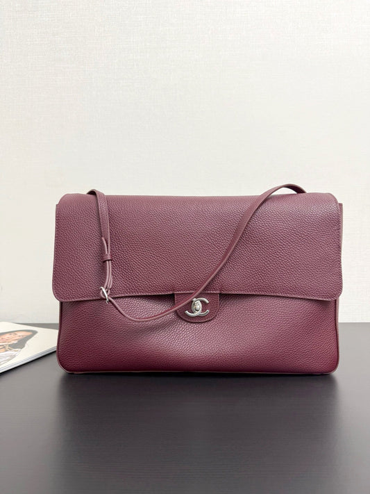 2026 Maxi Flapbag Large Flap Bag in Dark Burgundy Grained Calfskin AS6233-B24008-U8393
