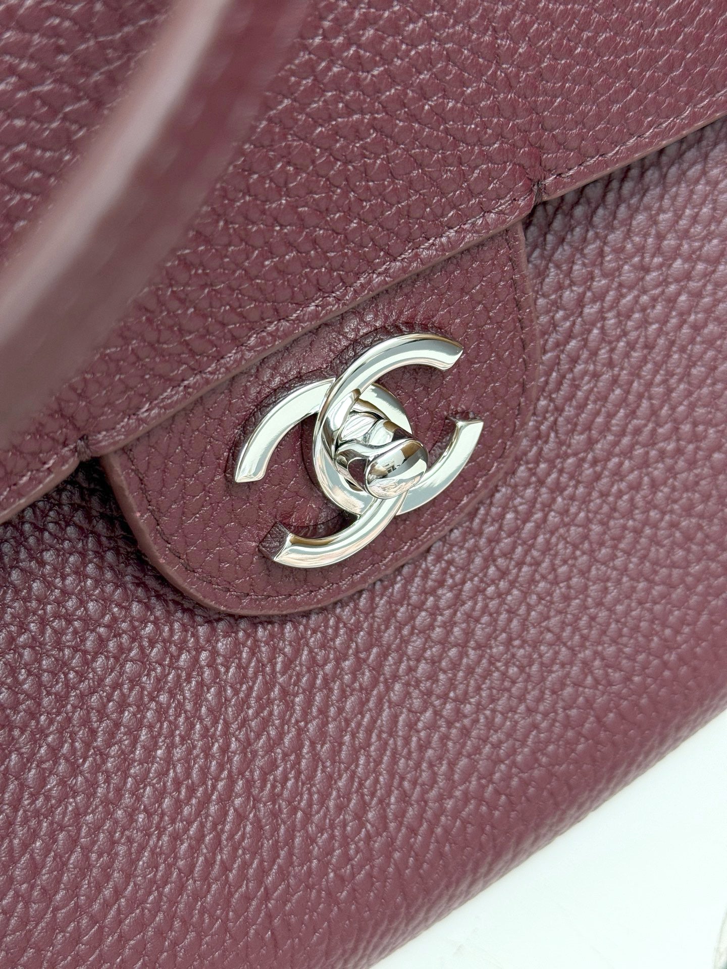 2026 Maxi Flapbag Large Flap Bag in Dark Burgundy Grained Calfskin AS6233-B24008-U8393