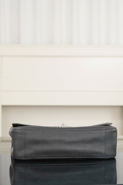 2026 Spring/Summer 2026 Collection Large Flap Bag in Black Grained Calfskin AS6231-B24008-94305