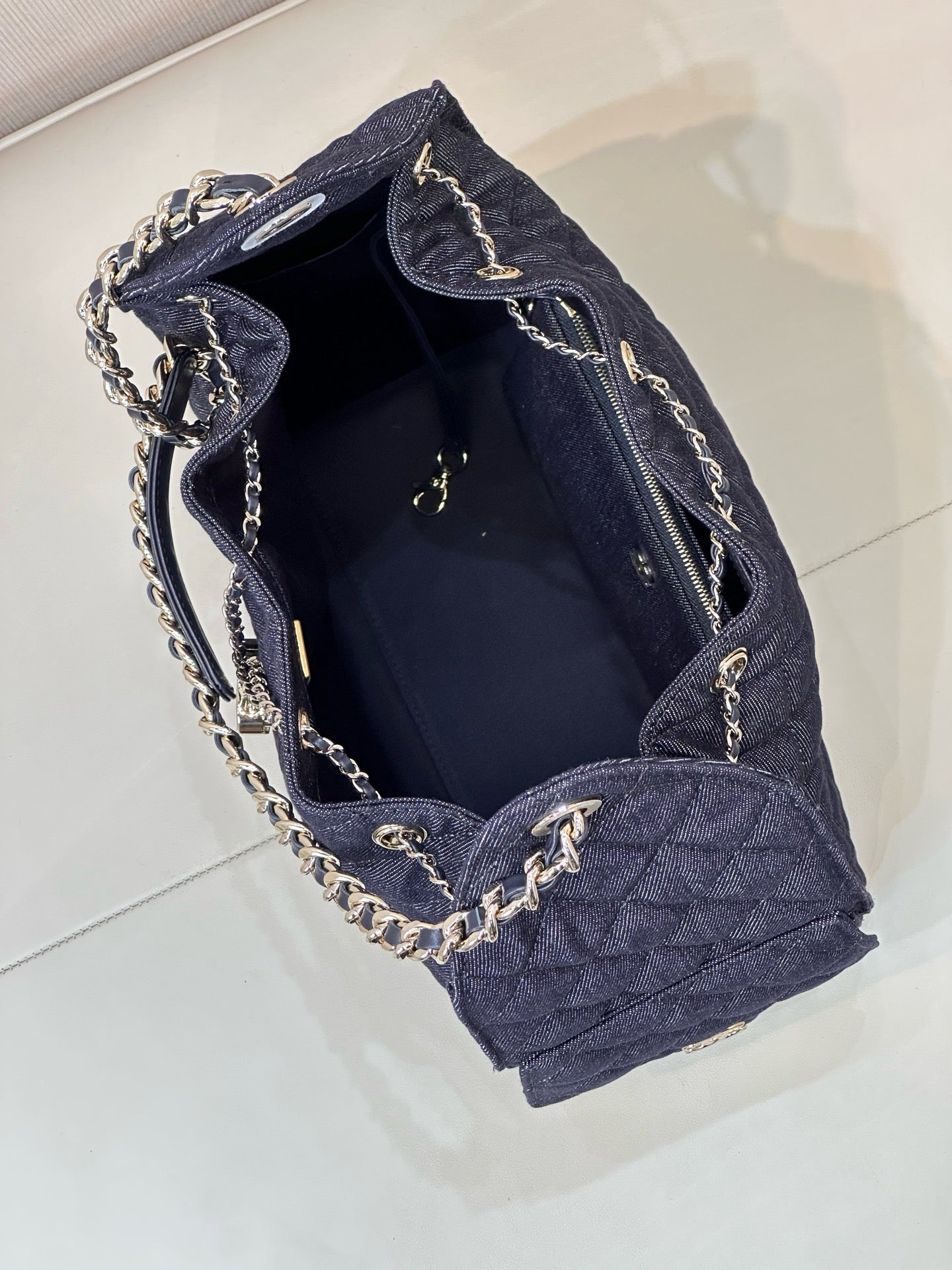 2026 Chain-Strap Tote Bag in Dark Blue Vintage Quilted Denim AS5311 B24037 U9373