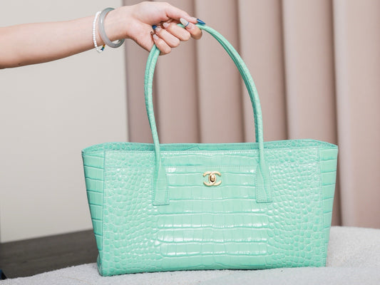 2026 Small Shopping Bag in Mint Green Crocodile-Embossed Calfskin AS6243 B24144 U8385