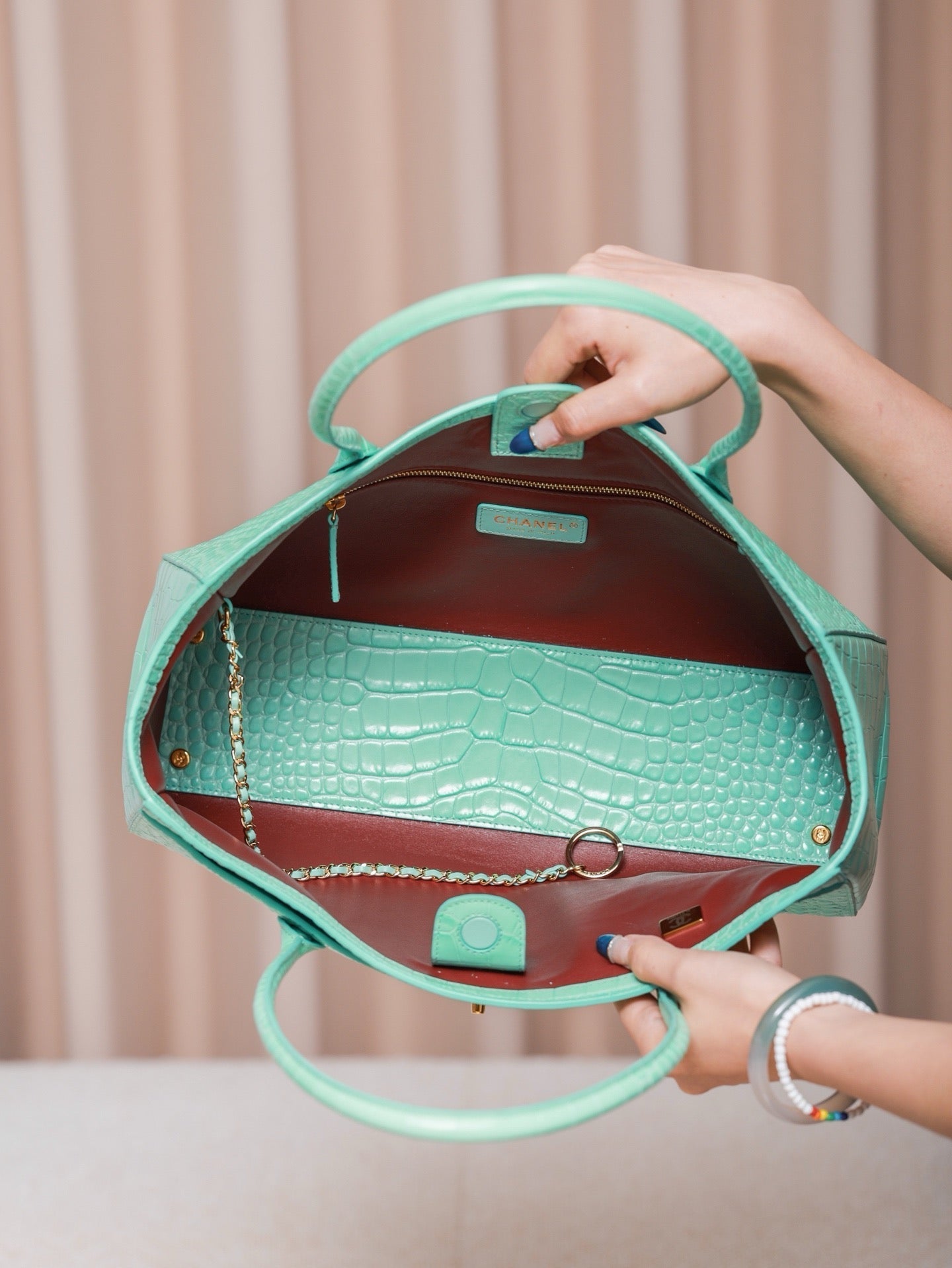 2026 Small Shopping Bag in Mint Green Crocodile-Embossed Calfskin AS6243 B24144 U8385