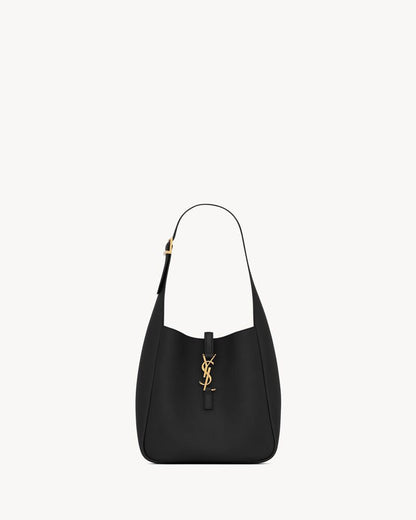 2026 Small Le 5 À 7 Supple Black Soft Leather Hobo Bag 713938AAAUQ1000