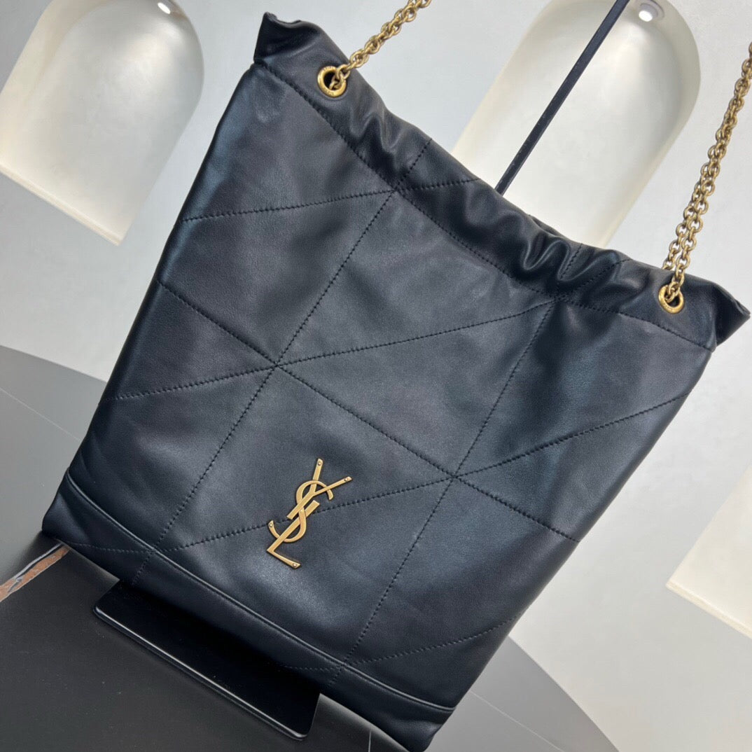2026 Jamie 4.3 Pochon Black Lambskin Drawstring Bucket Bag 781666AAB321000