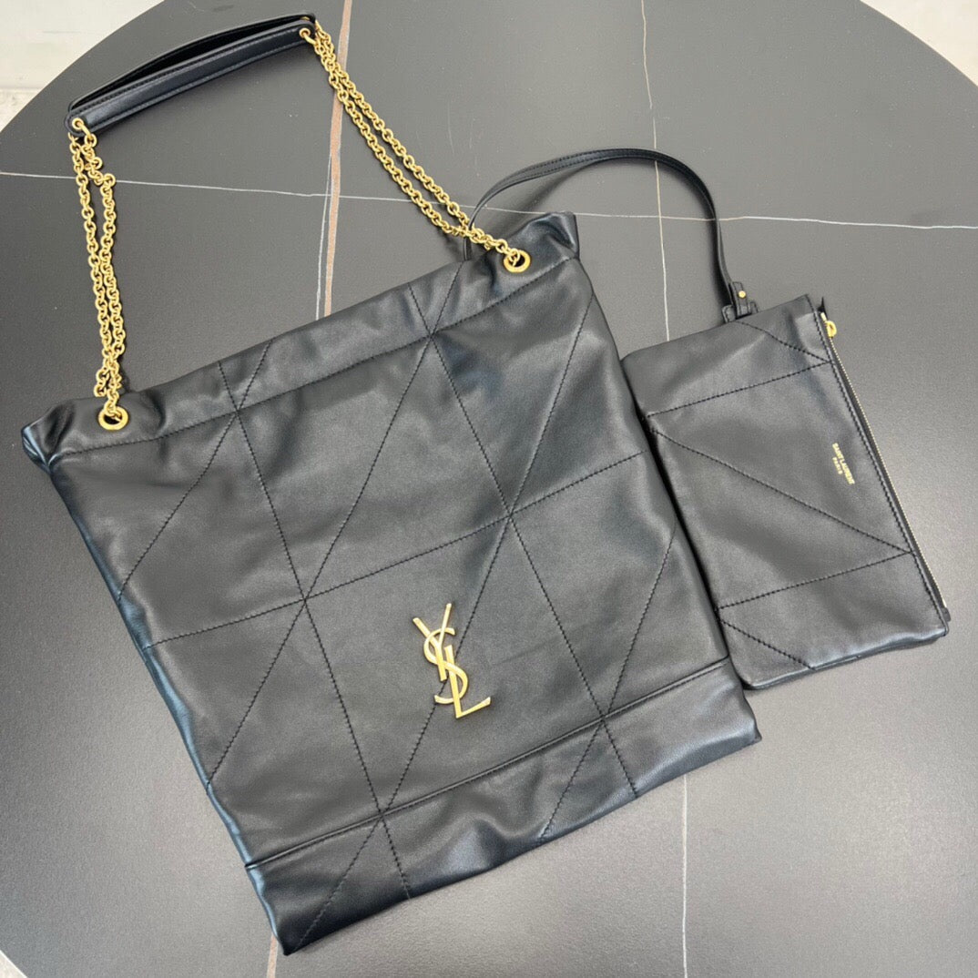 2026 Jamie 4.3 Pochon Black Lambskin Drawstring Bucket Bag 781666AAB321000